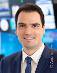 Redner: Dr. Jan Philipp  Burgard - Chefredakteur von WELT TV und Moderator des WELT TALK, Buchautor, ehemaliger USA-Korrespondent der ARD