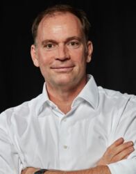 Redner: Dominik Neidhart - Profisegler, Gewinner des XXXI. America’s Cup