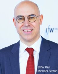 Redner: Prof. Dr. Gabriel Felbermayr - Direktor des Österreichischen Instituts für Wirtschaftsforschung (WIFO)